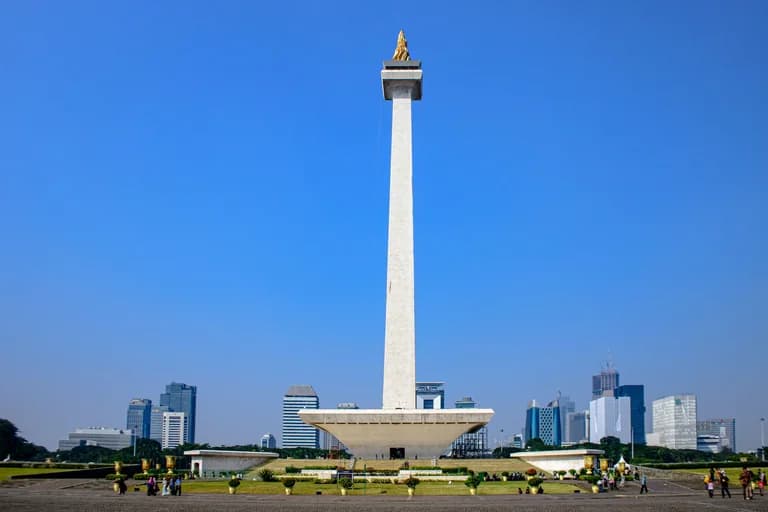 Vue de Jakarta et du Monument national Monas.